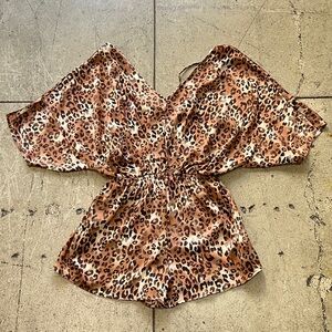 💚 2824. Leopard Print Satin Romper